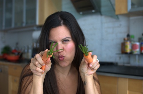 Lindsay Nixon with carrots